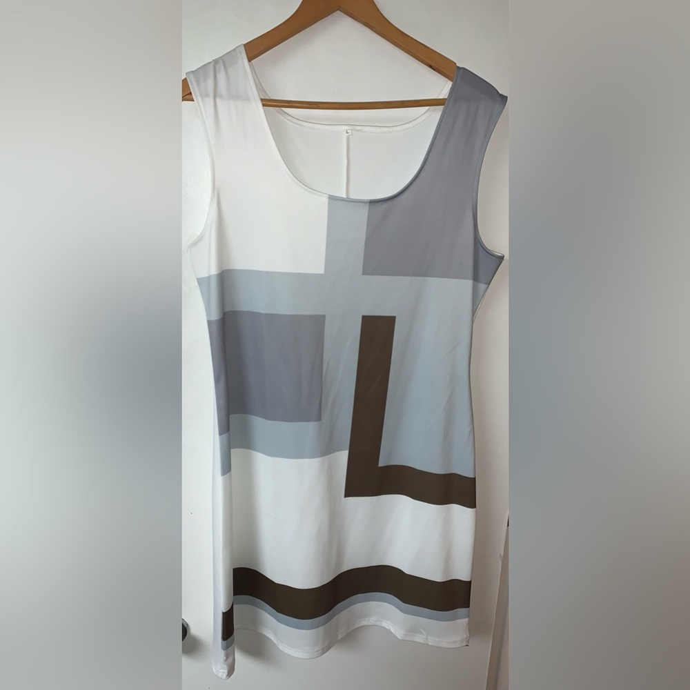 Women’s white, brown and grey sleeveless short dress